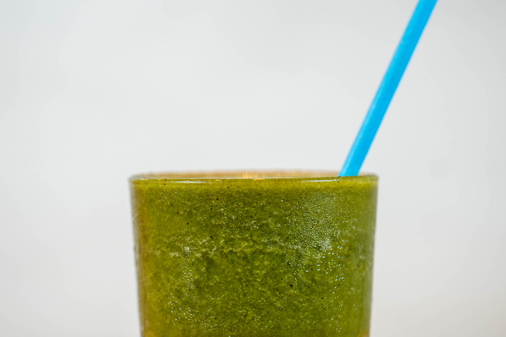 Broccoli, Mango, Pineapple, Spinach, Banana and Cucumber Smoothie